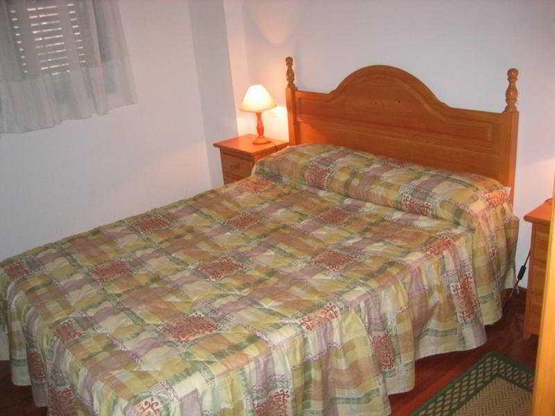Abba Comillas Apartments Quarto foto